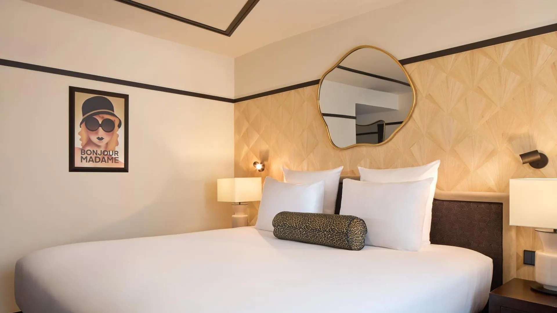 Maison Cassandre Paris Hotel