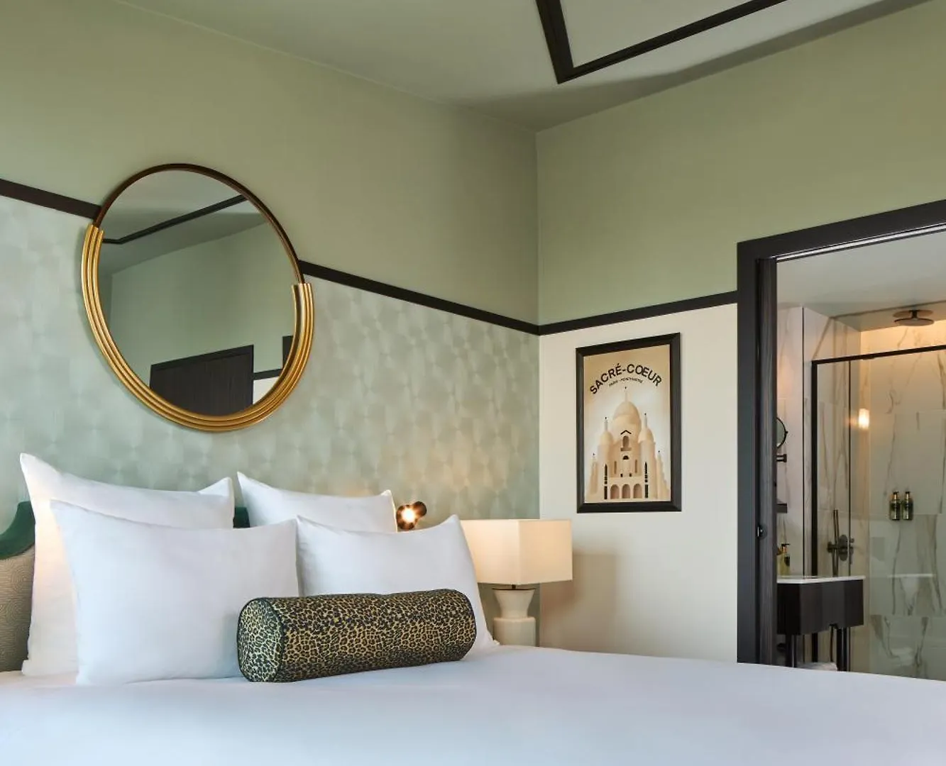 **** Hotel Maison Cassandre Paris France